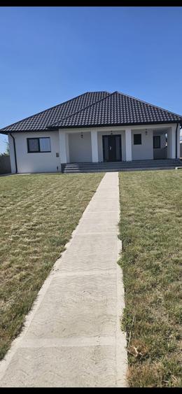 Casa noua pe parter zona Dobosari fostele sere