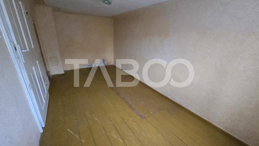 Oportunitate investitie - apartament de vanzare cu 2 camere zona 9 Mai