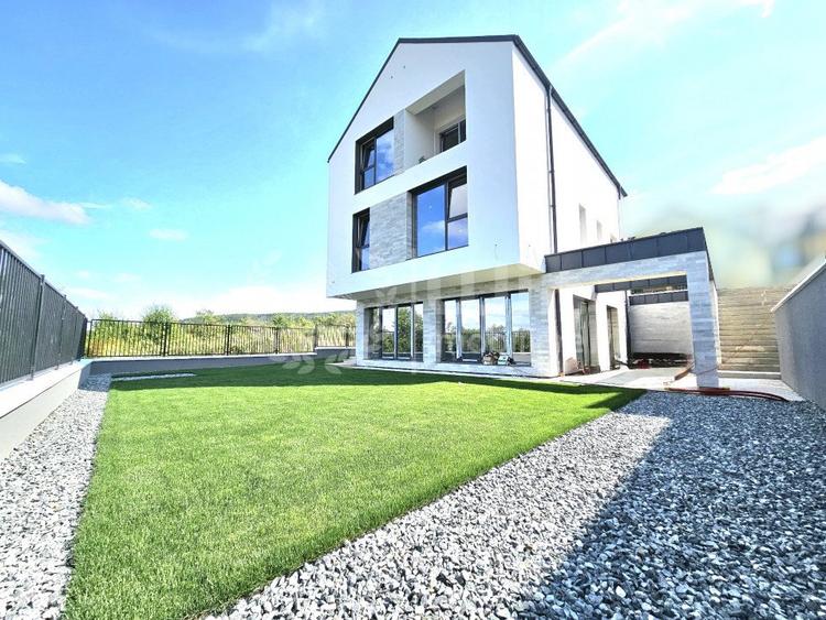 Casa individuala | 5 camere | Panorama | Teren 405mp | Zona Aroma!