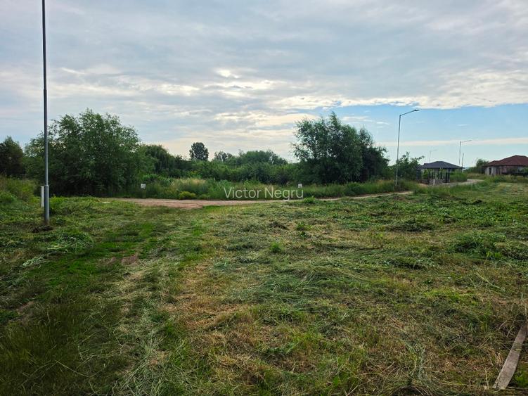 Teren intravilan superb în Micești – 600 mp – Dublu front stradal (23m / 26m) - 5