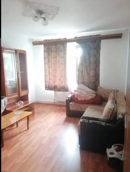 Apartament 2 camere 50mp zona Fostului Banc Post 66.000eur neg