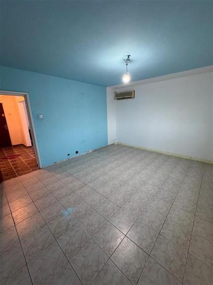 Apartament 3 Camere Decomandat Brancoveanu Hol H