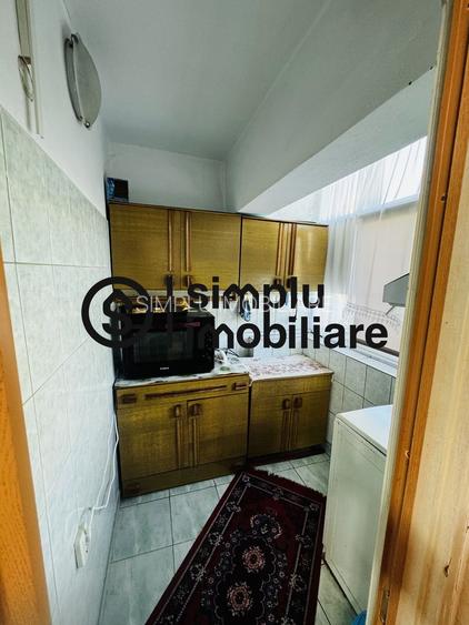 3 decomandate, centrala, 1 Mai - 110 000 Euro