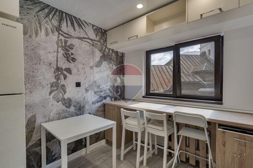 4 camere renovat | vedere fântâni Unirii | Bibescu Vodă | 106 mp