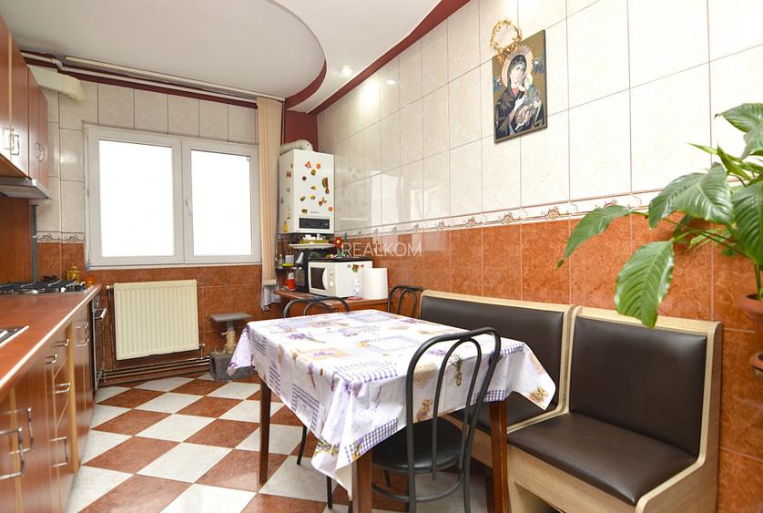 VANZARE APARTAMENT 4 CAMERE RAHOVA – MARGEANULUI - 16
