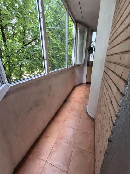 Apartament 2 camere mare decomandat P-ta Iancului - 2 min metrou, et 1