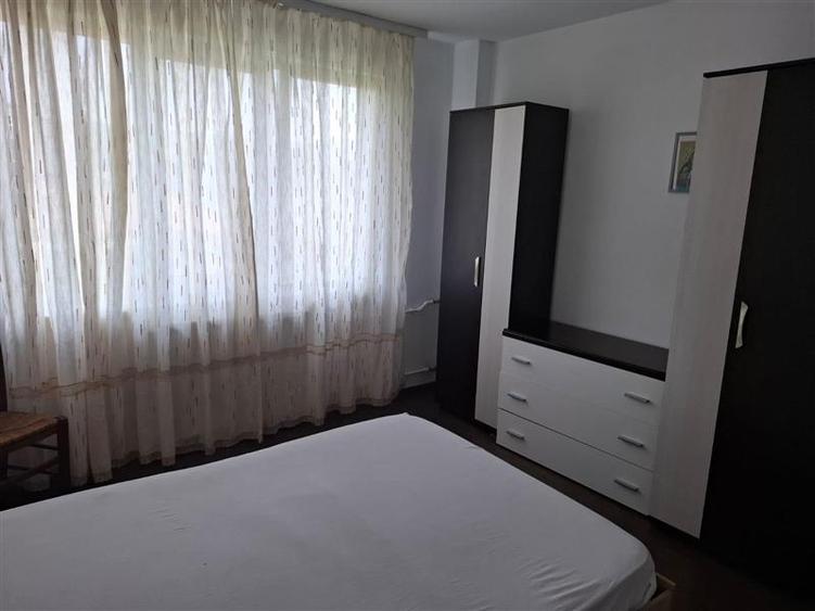 Inchiriere apartament 2 camere zona Democratiei