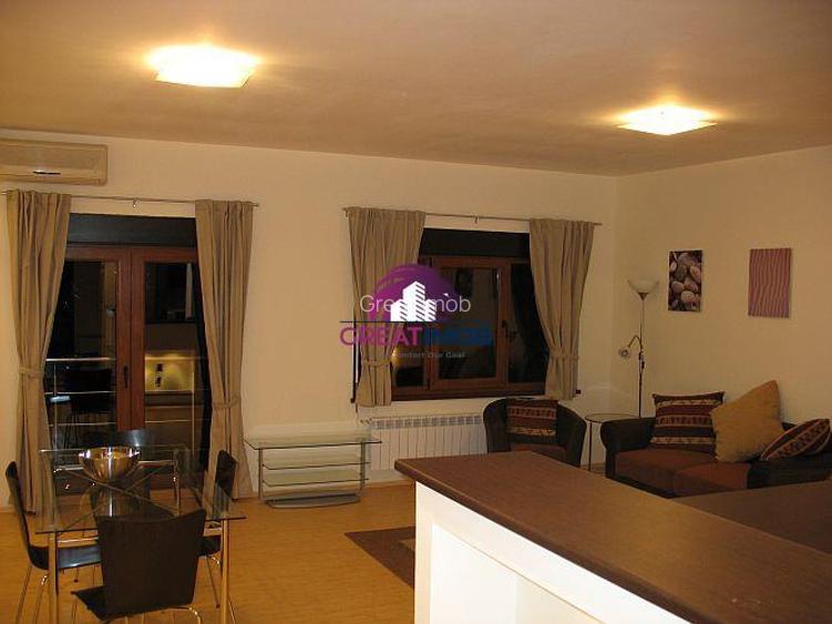 Apartament 2 camere de inchiriat, Piata Romana-in vila - 4