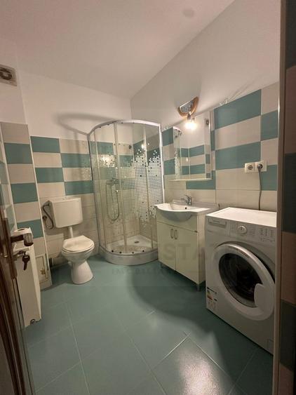 Apartament modern 3 camere 67 mp utili 2 balcoane 2 bai zona Turnisor