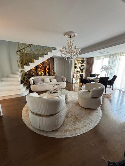 Penthouse pe doua etaje 11/12 , 4 camere, 3 bai Parc Tineretului lux si opulenta
