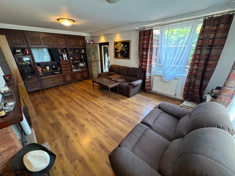 Rahova, Casa Individuala, P+1+M, Suprafata teren 252 mp,Disponibila imediat.