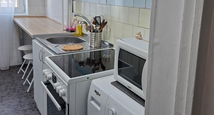 De închiriat apartament cu 2 camere  -ultracentral Iași  - 4
