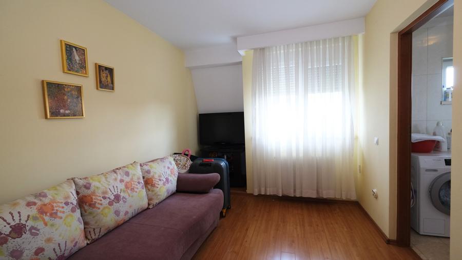 Vanzare vila noua, mobilata P+1+Pod Cornetu si 500 mp teren cu toate utilitatile