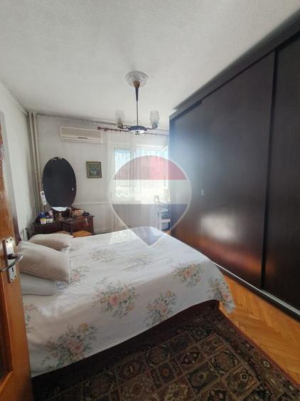 Apartament 4 camere decomandat, 83 mp, Bloc Gioconda – Mihai Eminescu