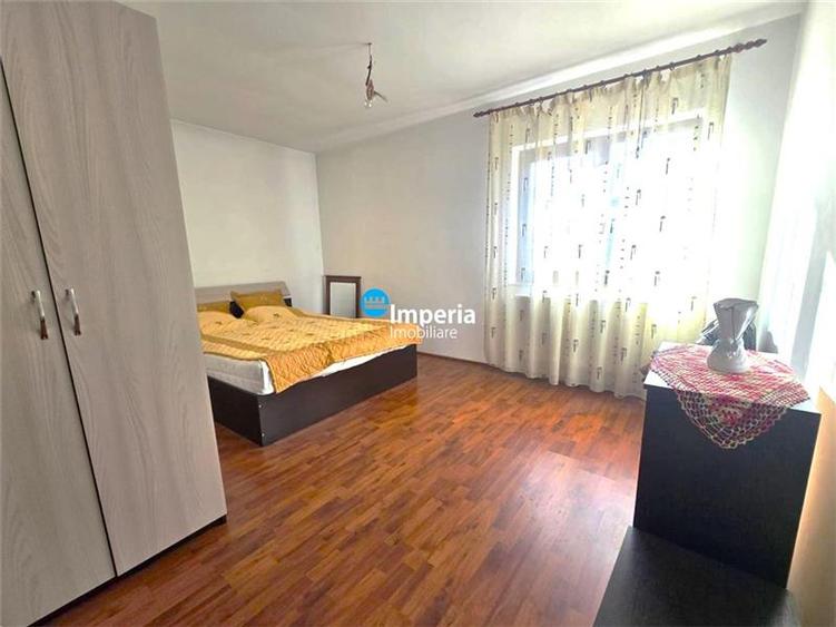 Vilă cu garaj 235mp, Nicolina, 1000 teren, acces asfaltat, locație exc