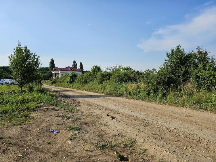 Teren 3.415 mp pentru dezvoltare mixtă, Depozite, Birouri, Rezidențial, Otopeni
