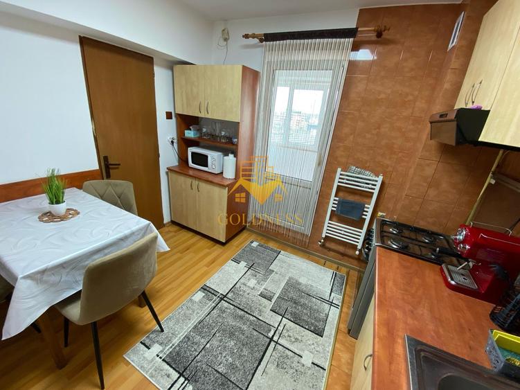 3 camere decomandate, 2 bai, 2 balcoane, Zona Marasti,  OMV, UTCN