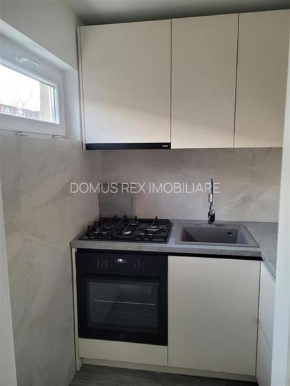 Vand urgent garsoniera renovata recent,superfinisata,mobilata,utilata,Marasti-zo - 3