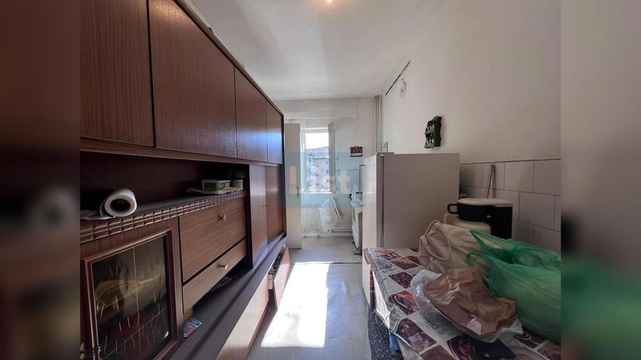 Apartament 3 camere de vânzare – Reșița, Lunca, et.3