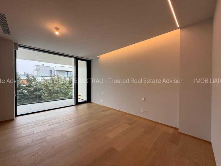 Vilă contemporană premium cu piscină, 500mp construiți, garaj 2 masini