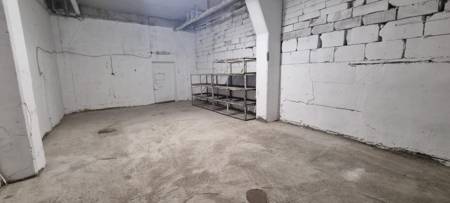 Hala zona Penitenciarului
