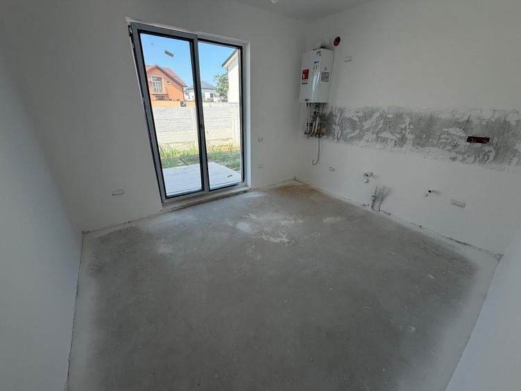 CASA INDIVIDUALA- 4 CAMERE, TOATE UTILITATILE, TEREN 240 MP, COMIS 0%