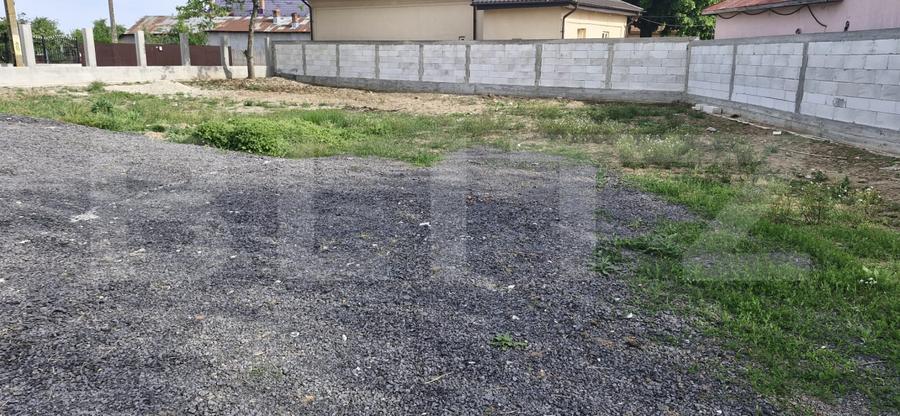 Teren intravilan de vânzare, 2 fronturi stradale, 1400 mp, zona Sud-Est