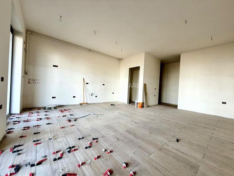 Apartament 4 Cam, 2 bai, terasa 40mp -Bloc Nou- Zona Plopi-Comision 0% - 4