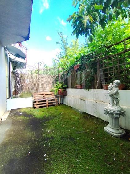 Apartament o camera de vanzare in Manastur, Cluj Napoca