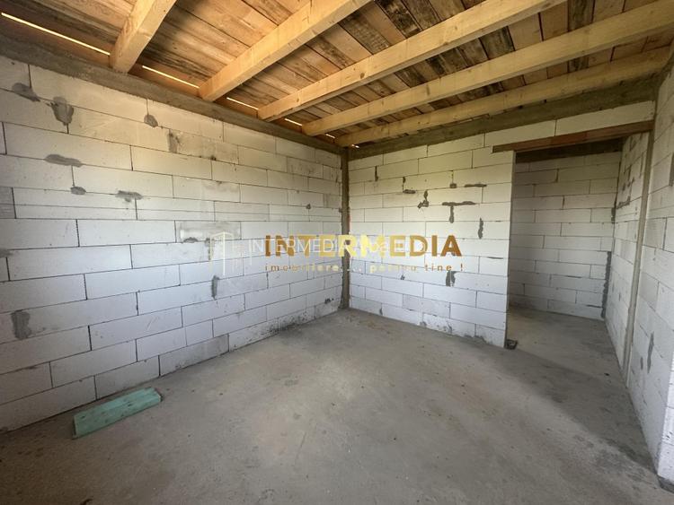 Casa in Rosu Teren 570 mp sau 1134 mp Terasa mare imprejmuit Barabant Alba - 14