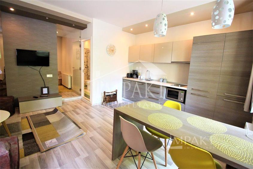 Apartament cu 2 camere in zona Plopilor.