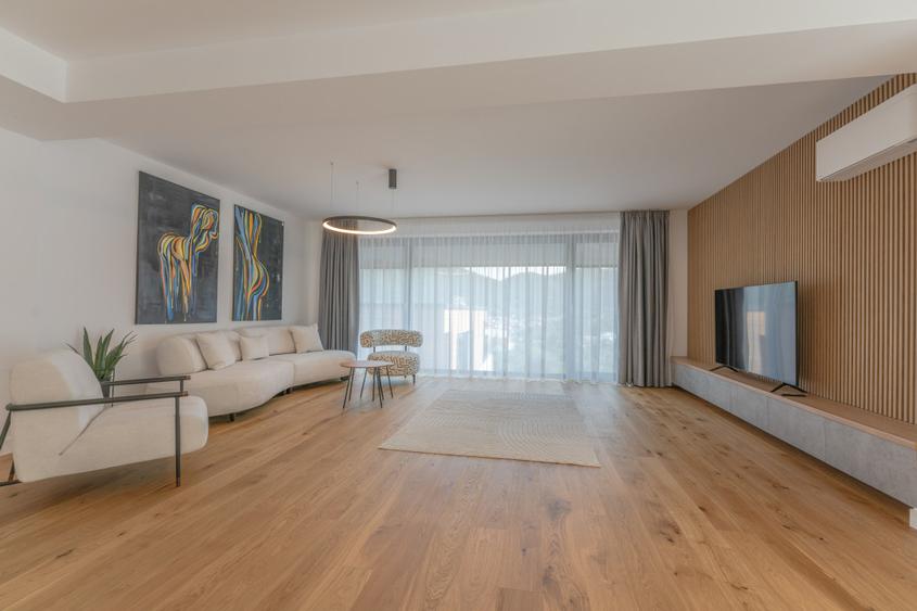 Duplex Premium cu Panorama Carpaților | Drumul Poienii Complex Stejeris