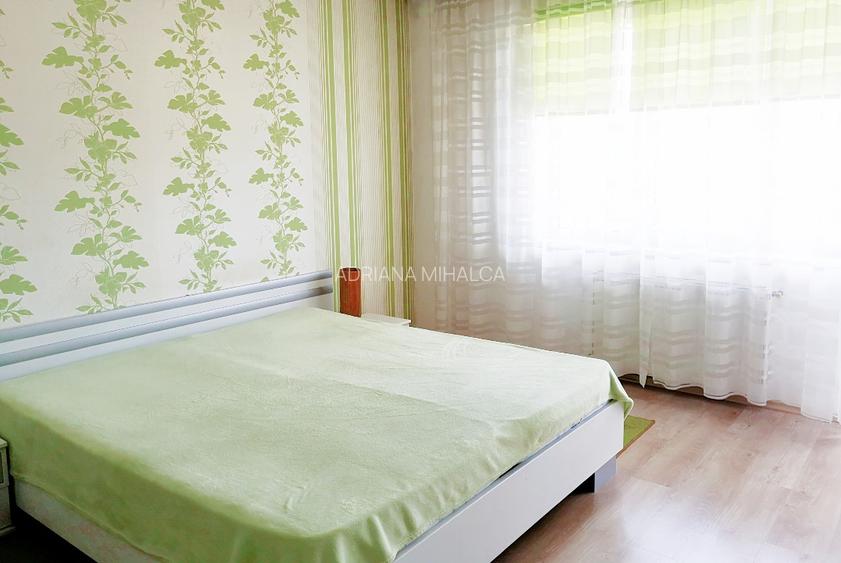 DE INCHIRIAT Apartament spatios 2 camere si garaj, zona Hotel Diana - 3