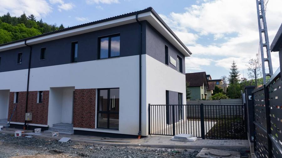 Duplex cu zonă de recreere în pădure, Florești – Tăuți