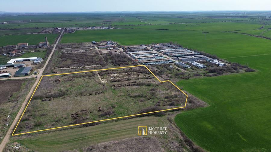 Teren Intravinal de vanzare Arad