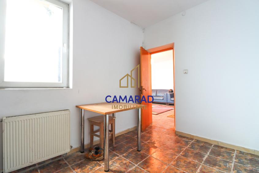 Casă de vânzare cu 5 camere - Piața Iancului/Muncii