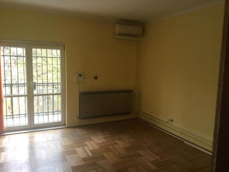 Casa/Vila de vanzare - zona Cotroceni
