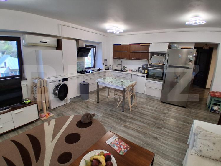 Apartament 3 camere, 70 mp, zona Păcurari