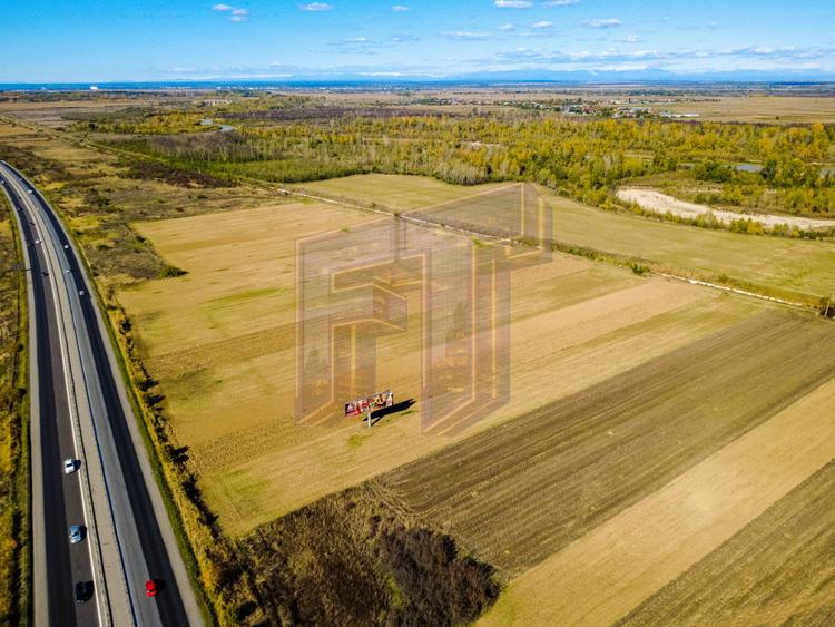 Terenuri industriale cu deschidere la A1, km 64 – Jugureni, Dâmbovița