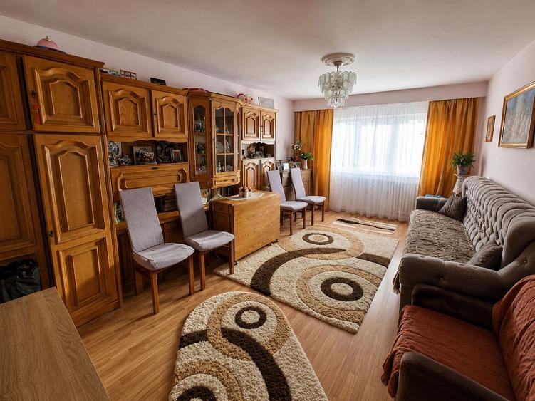 Apartament 2 camere decomandate 50mp, et3/4 - Marasti