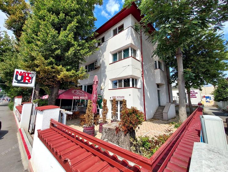Pentru afacerea ta! Spatiu comercial suprafata totala 135 mp ! Zona centrala !
