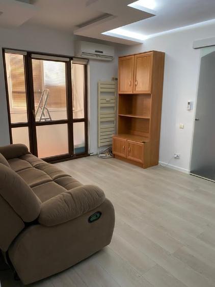 Apartament cu 4 camere de închiriat pe sos. Stefan cel Mare