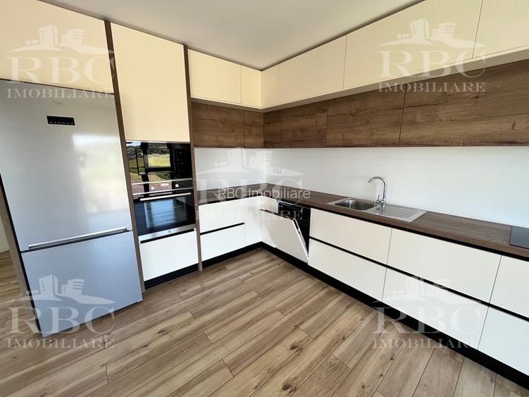 Penthouse semimobilat cu 4 camere - terasa si garaj - 3