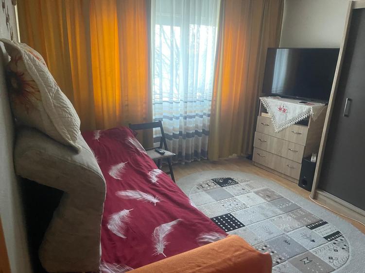 Apartament 1 camera Podu Ros-Mathaus, 33mp! Etaj 2!!!