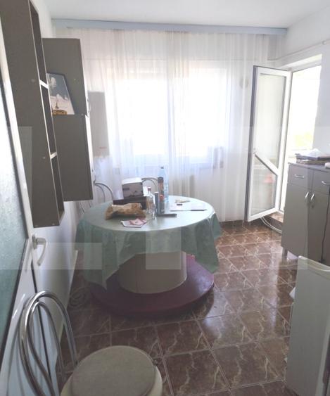 Apartament 3 camere - decomandat 64,45mp- Zona Donici