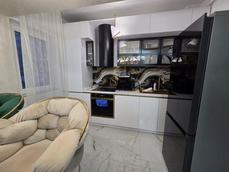 Apartament 4 camere decomandat | 92,2 mp utili, Loc parcare inclus