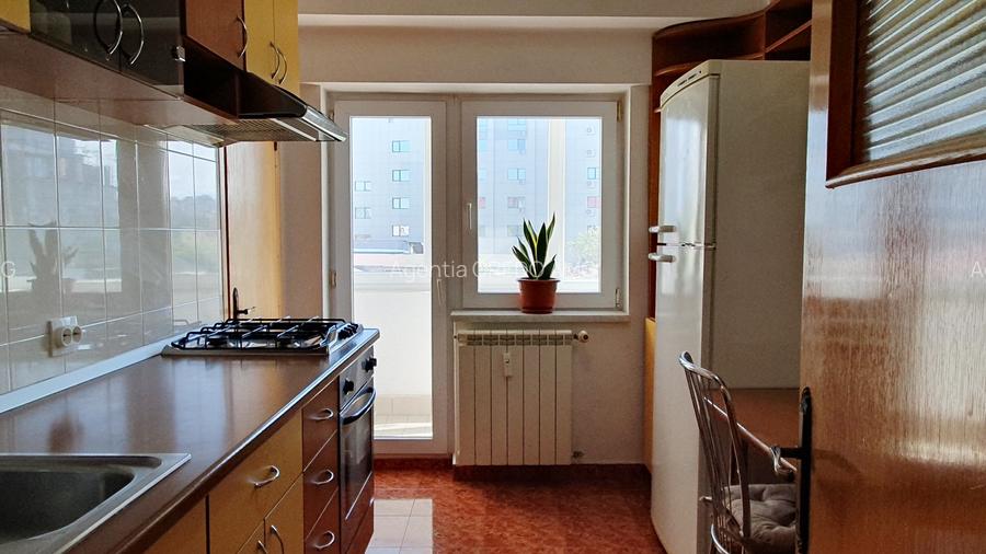 3 Camere Decomandat -Calea Calarasilor - Matei Basarab  Bloc 1998, lift - 8