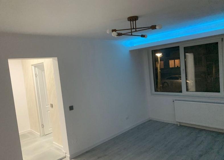 DE VANZARE APARTAMENT 2 CAMERE ZONA INDEPENDENTEI