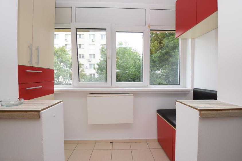 2 camere decomandat, parcare, Basarabia - Arena Națională