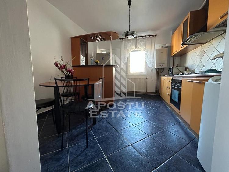 Apartament cu 2 camere  semidecomandat  zona Podgoria